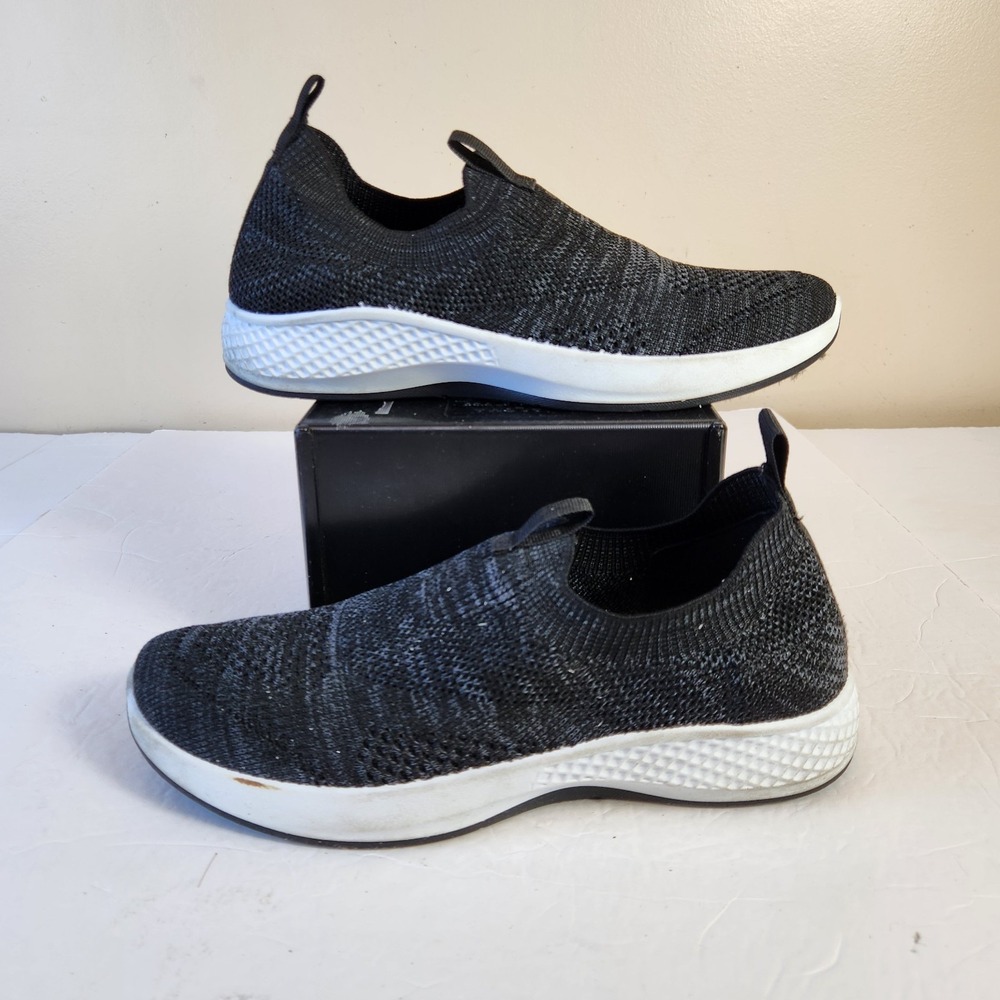 Tommy Bahama Womens Flint Knit Jogger Shoe Sz 8 Athletic Casual Slip On Sneaker